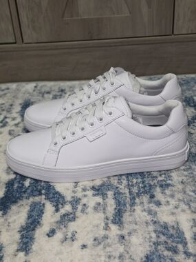 Sorel White Low-Top Leather Athletic Sneakers